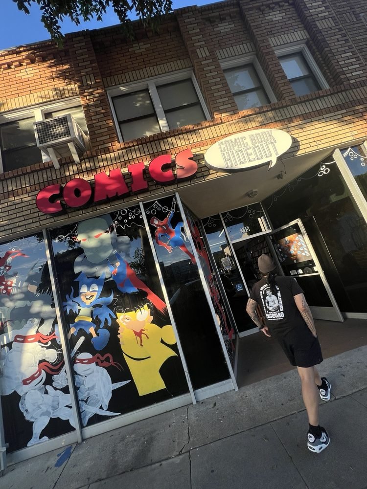 Comic Book Hideout storefront on Commonwealth Avenue